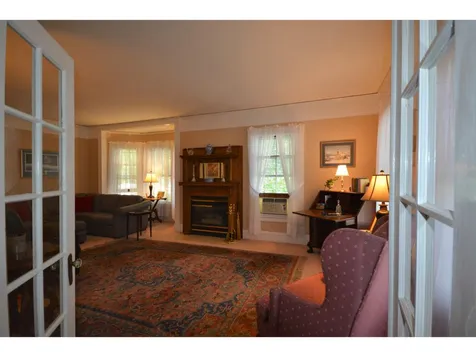 43 Pleasant Street Woodstock VT 05091