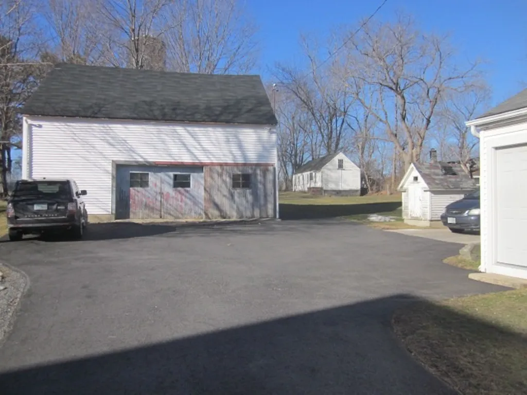 80 Main Street Newfields NH 03856