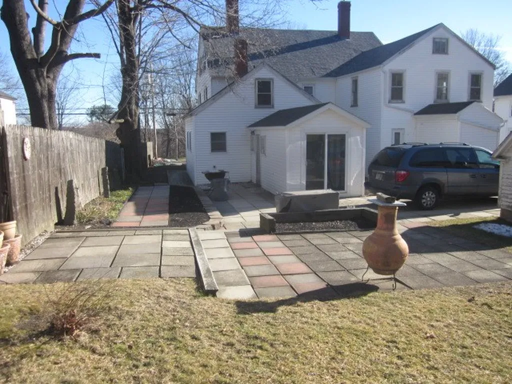 80 Main Street Newfields NH 03856