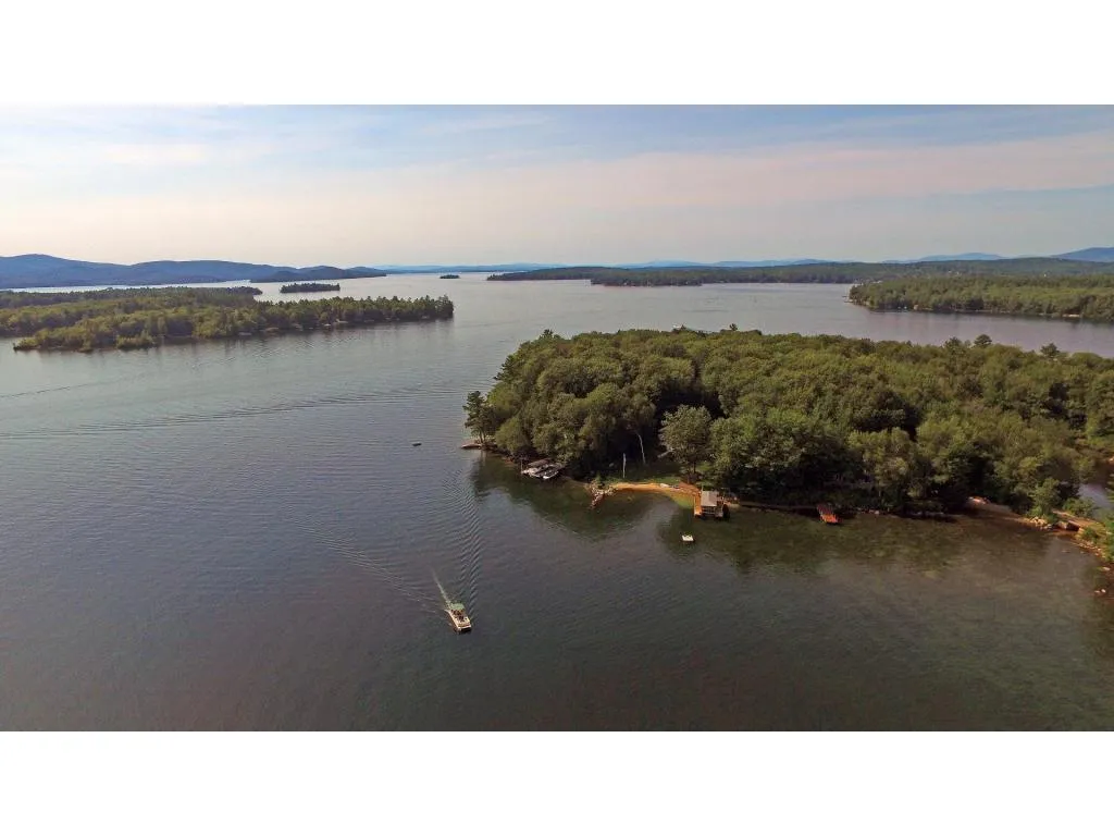 00 Springfield Point Road Wolfeboro NH 03894