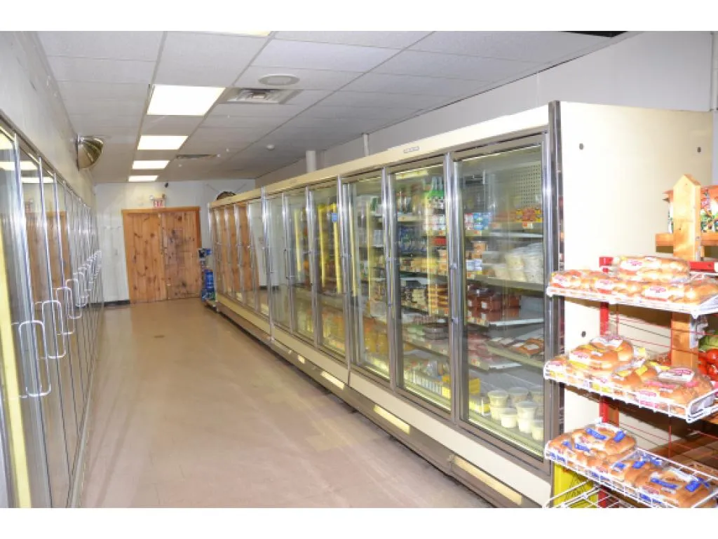 225 Governor Wentworth Highway Tuftonboro NH 03816