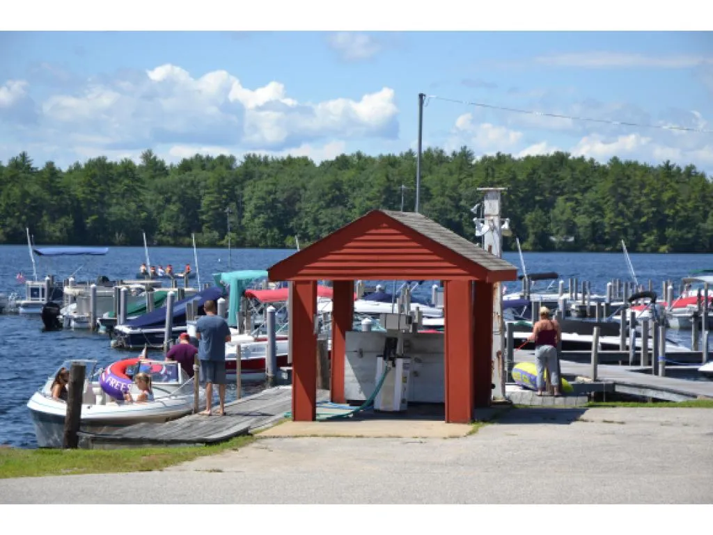 225 Governor Wentworth Highway Tuftonboro NH 03816