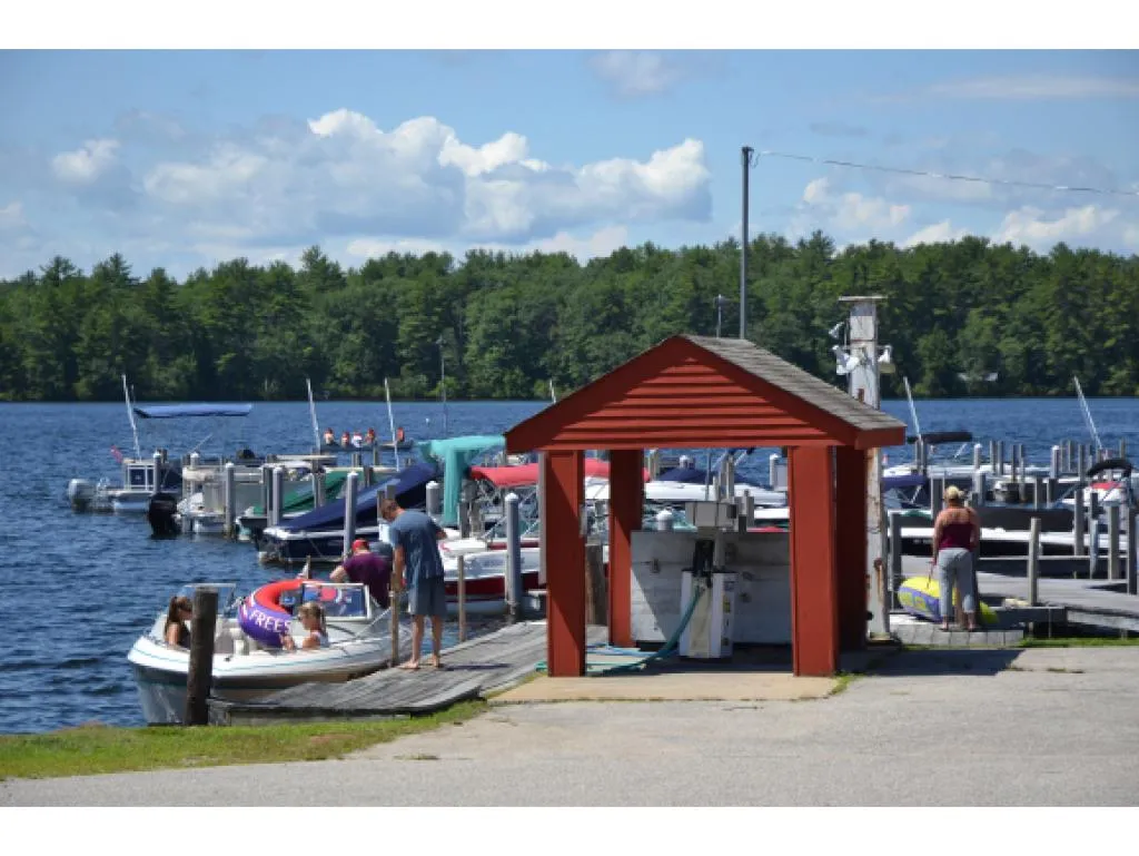 225 Governor Wentworth Highway Tuftonboro NH 03816