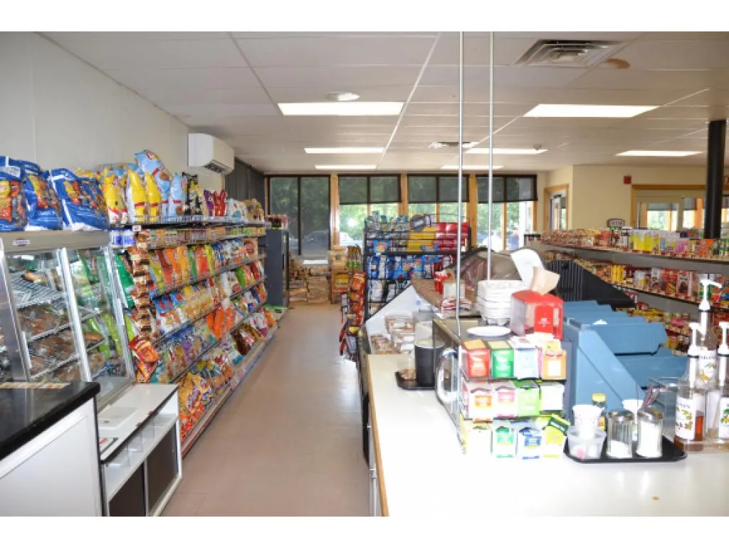 225 Governor Wentworth Highway Tuftonboro NH 03816