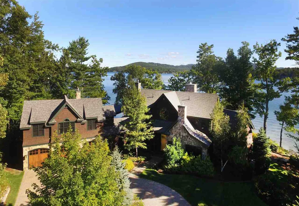 103 Shore Road Gilford NH 03249