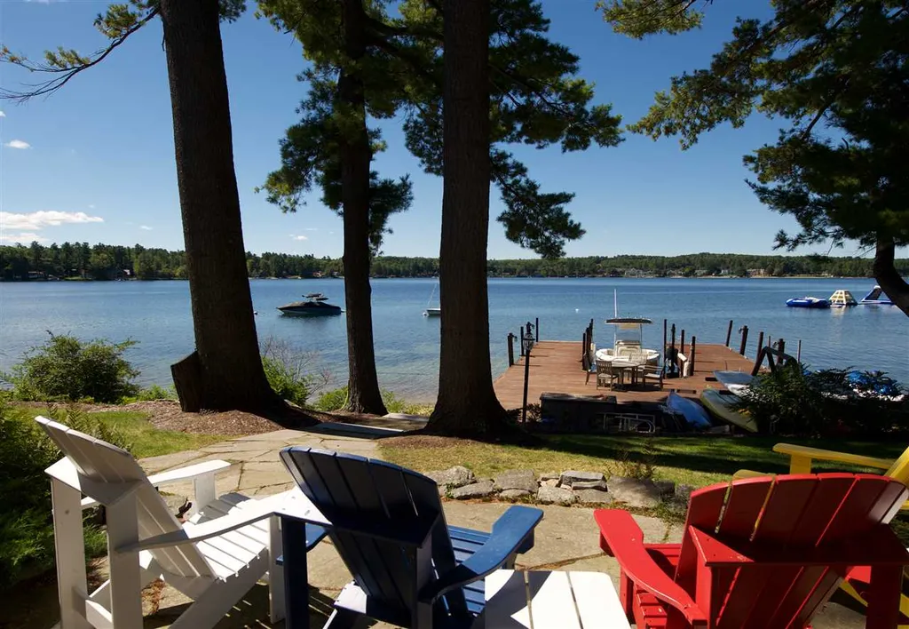 103 Shore Road Gilford NH 03249