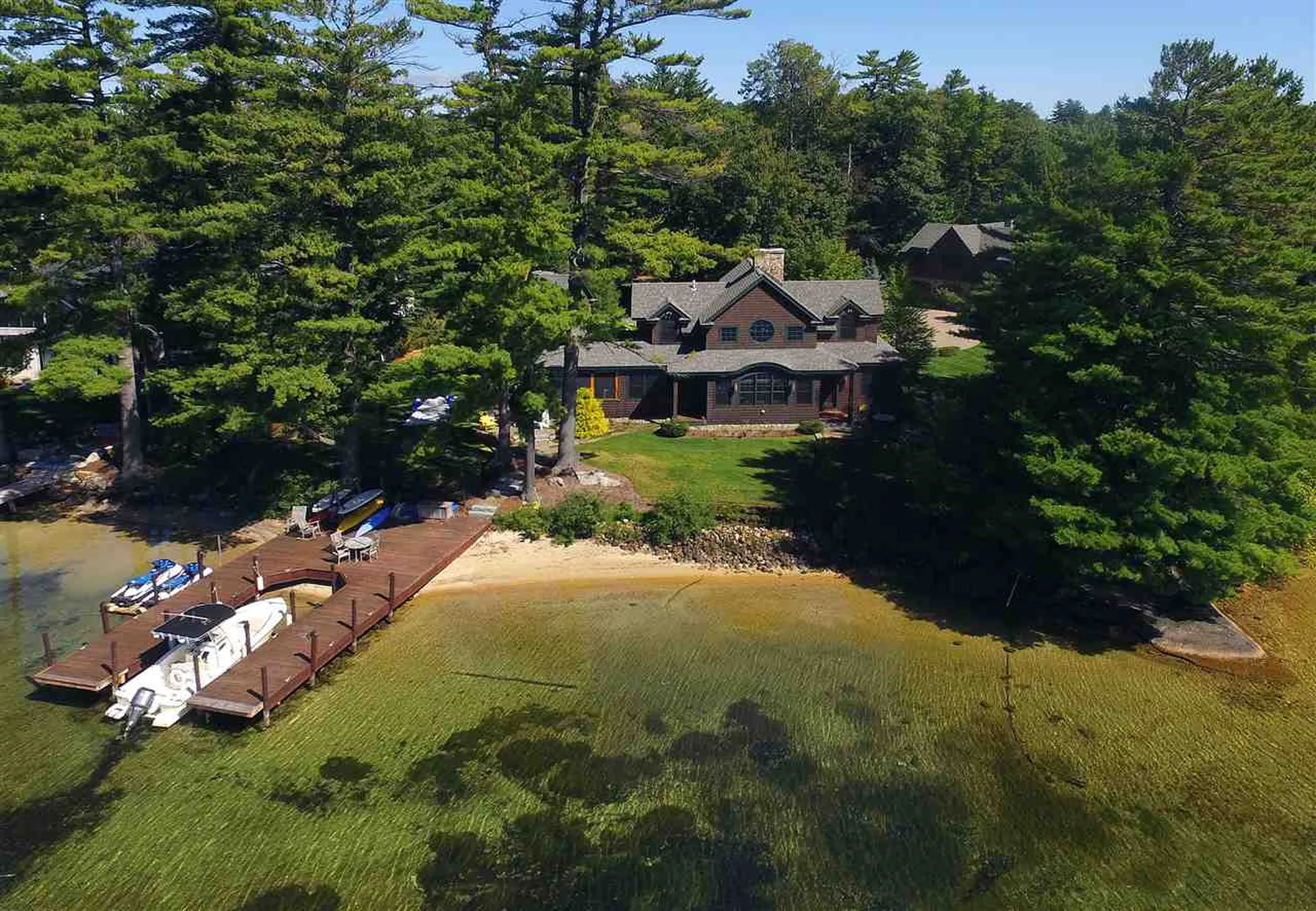 103 Shore Road Gilford NH 03249