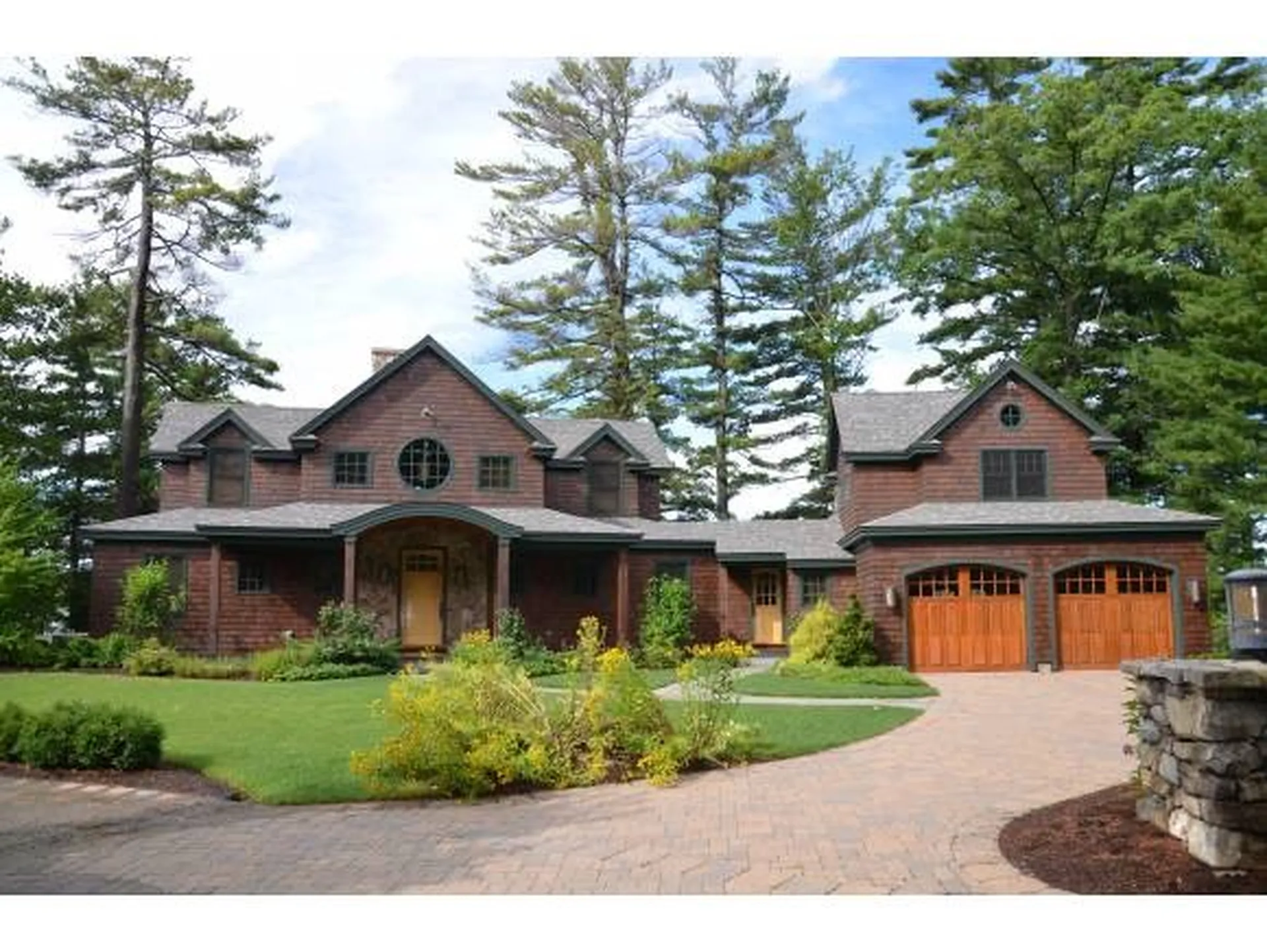 103 Shore Road Gilford NH 03249