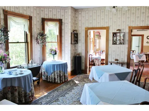86 Main Street Ludlow VT 05149