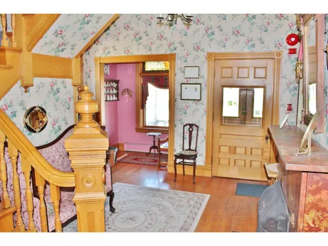 86 Main Street Ludlow VT 05149