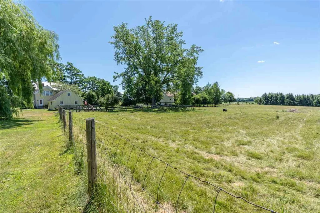 39 Lemon Fair Road Cornwall VT 05753