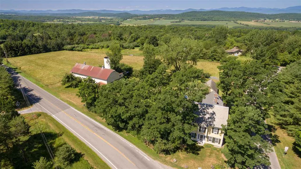 39 Lemon Fair Road Cornwall VT 05753