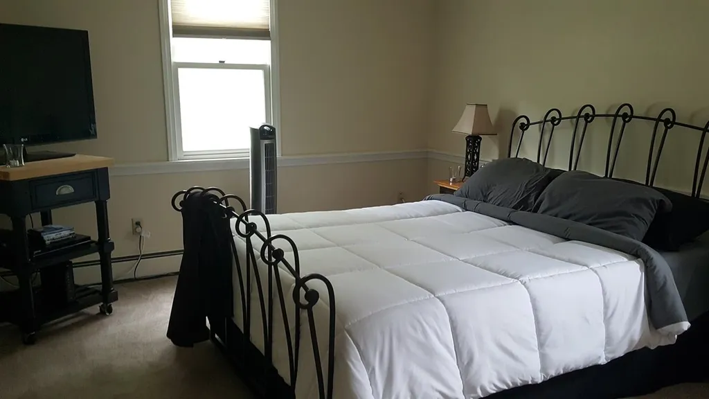 86 Carter Road New London NH 03257