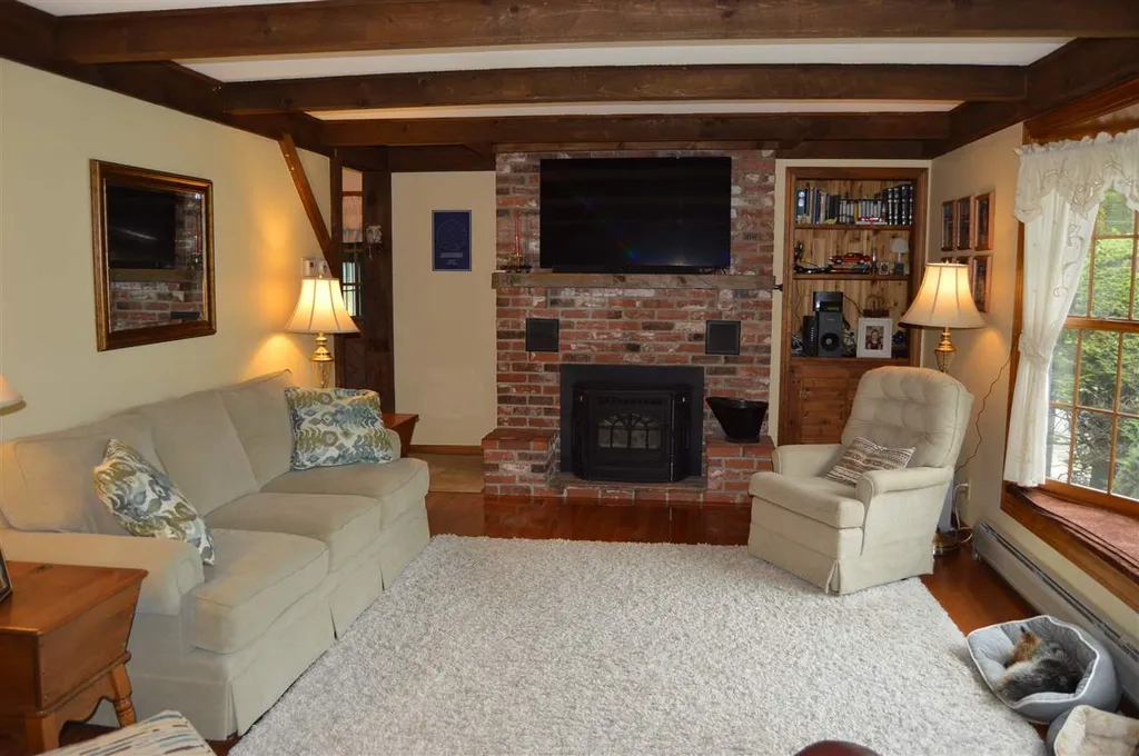 195 Basin Road Vernon VT 05354