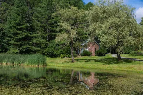 7 Crosstown Road Dover VT 05356