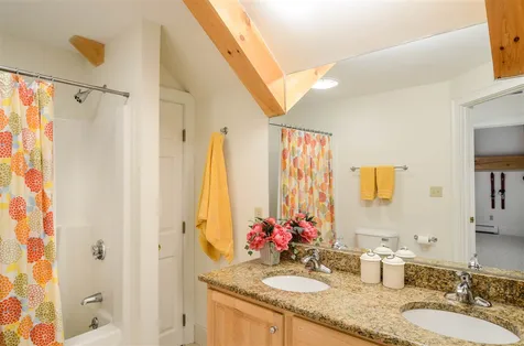 54 East Fisher Road Hartford VT 05059