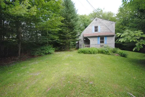 13 Arctic Circle Wilmington VT 05363