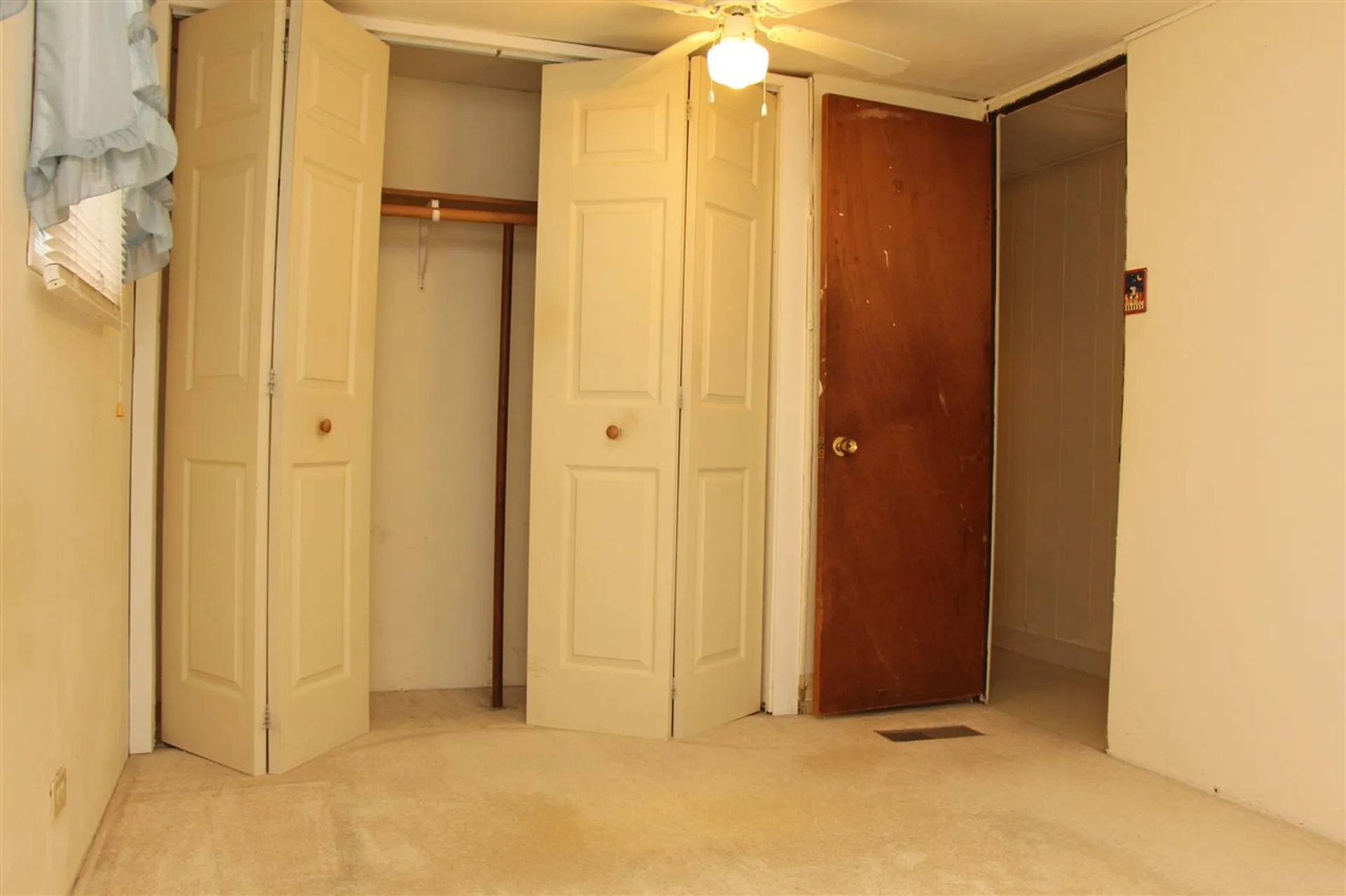 6 Brookwood Drive Brattleboro VT 05301
