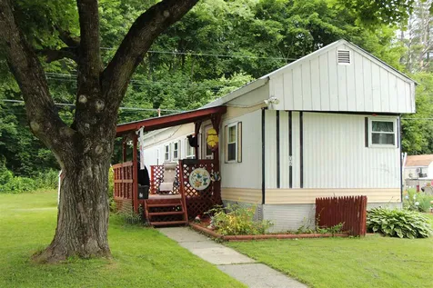 6 Brookwood Drive Brattleboro VT 05301