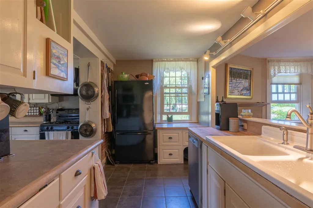 75 Douglas Road Cornwall VT 05753
