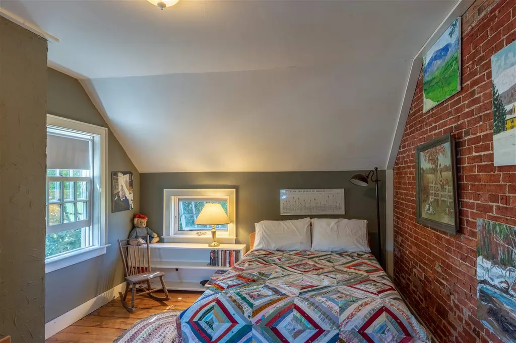 75 Douglas Road Cornwall VT 05753