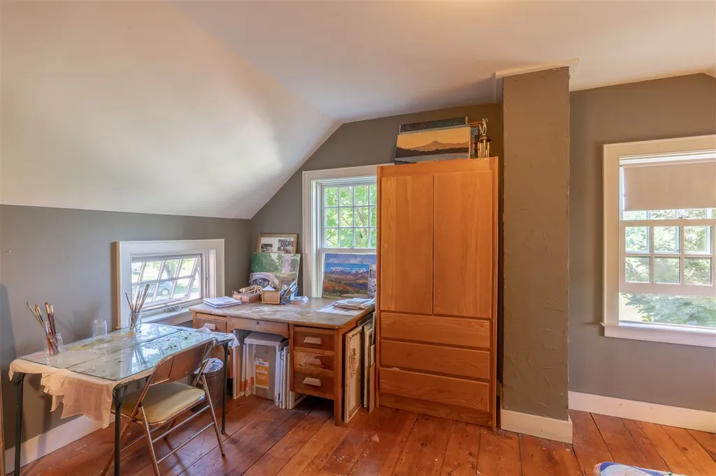 75 Douglas Road Cornwall VT 05753
