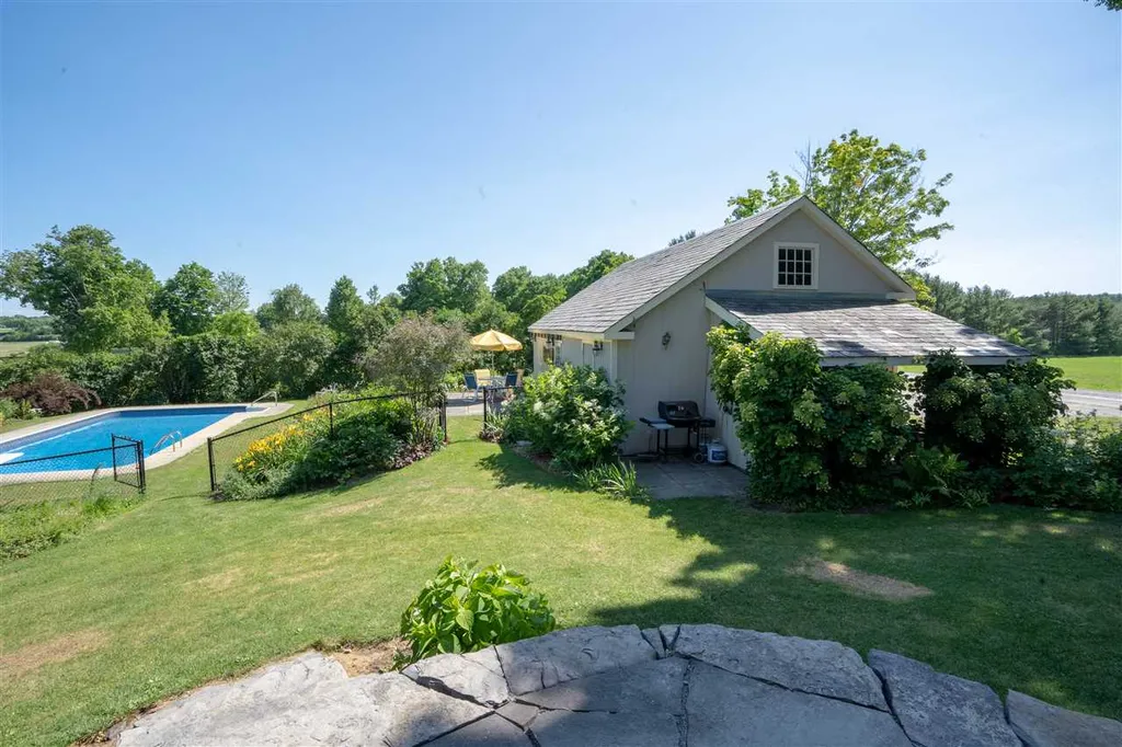 75 Douglas Road Cornwall VT 05753