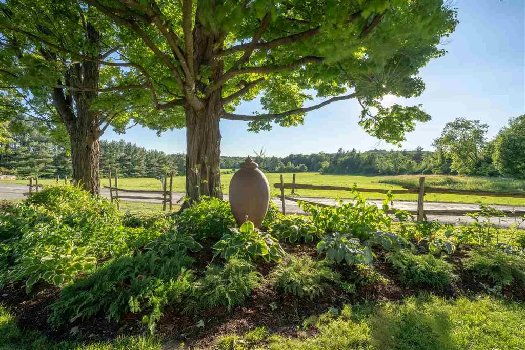 75 Douglas Road Cornwall VT 05753