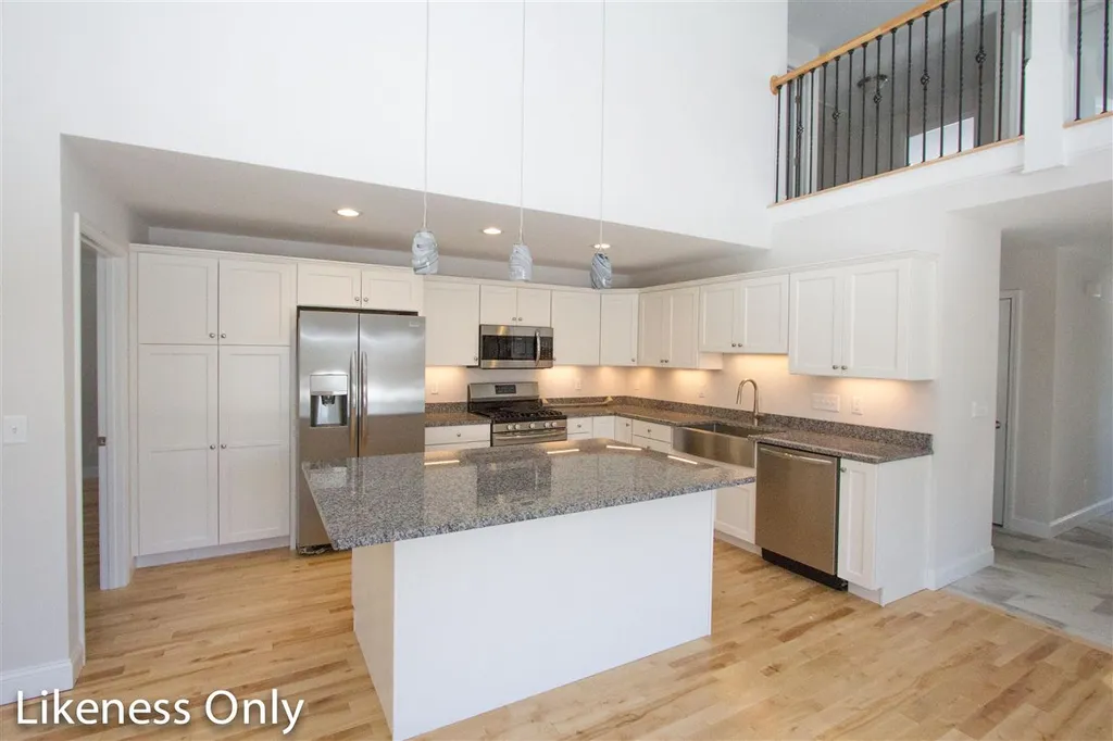 37 Clover Lane Colchester VT 05446