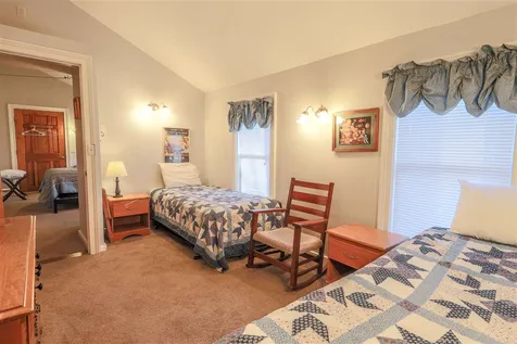 1785 Route 100 N Ludlow VT 05149