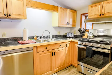 1785 Route 100 N Ludlow VT 05149