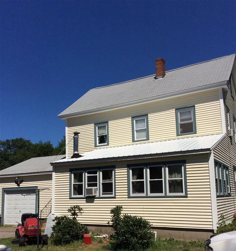 72 Mill Street Epping NH 03042