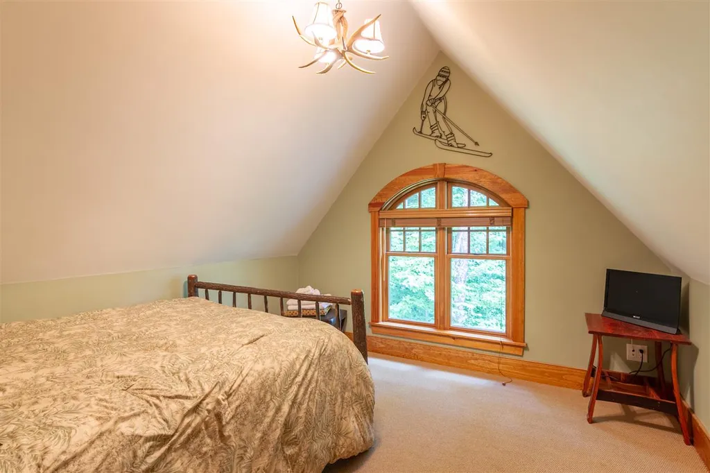28 Yellow Birch Circle Lincoln NH 03251