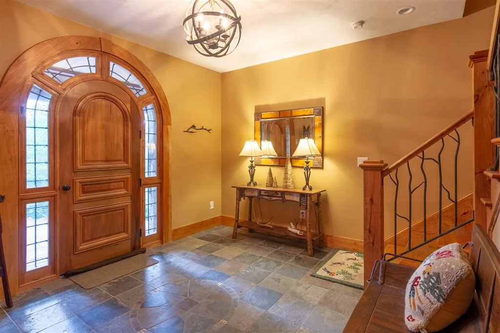 28 Yellow Birch Circle Lincoln NH 03251