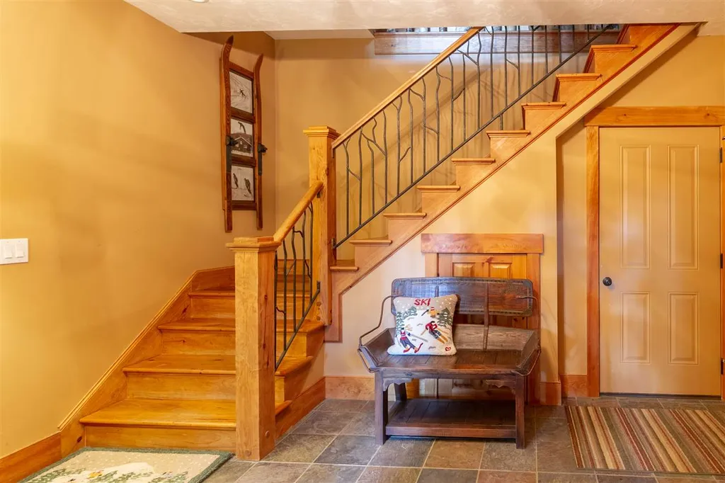 28 Yellow Birch Circle Lincoln NH 03251