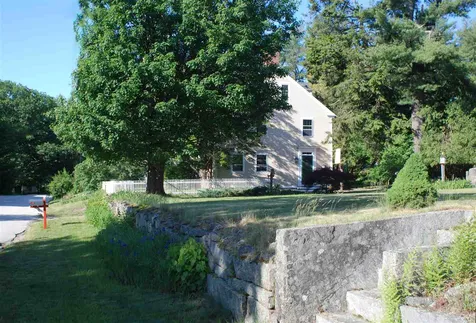 136 Hunt Road Peterborough NH 03458