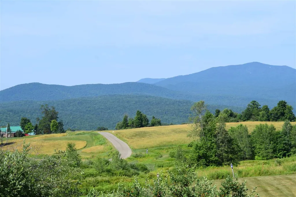 10 Marcoux Road Hyde Park VT 05655