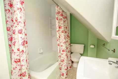 7 Main Street Sunapee NH 03782
