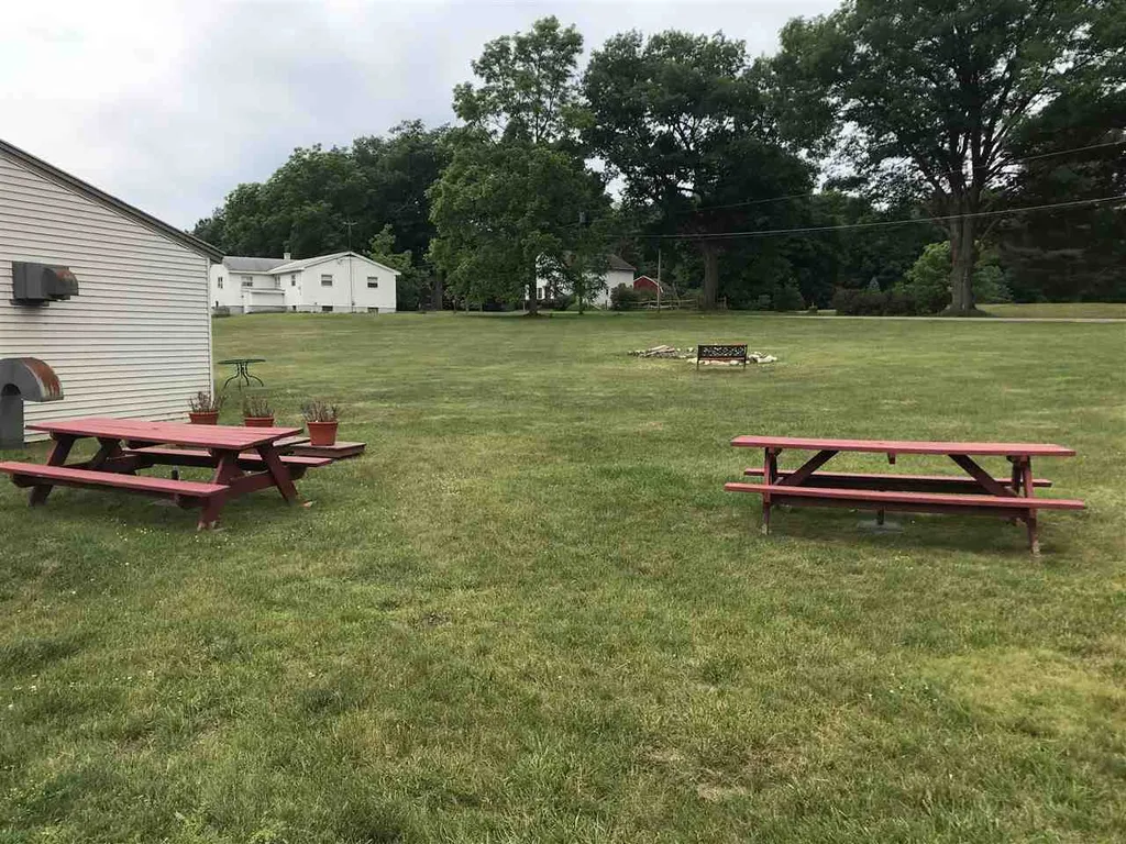 1404 East Road Bennington VT 05201