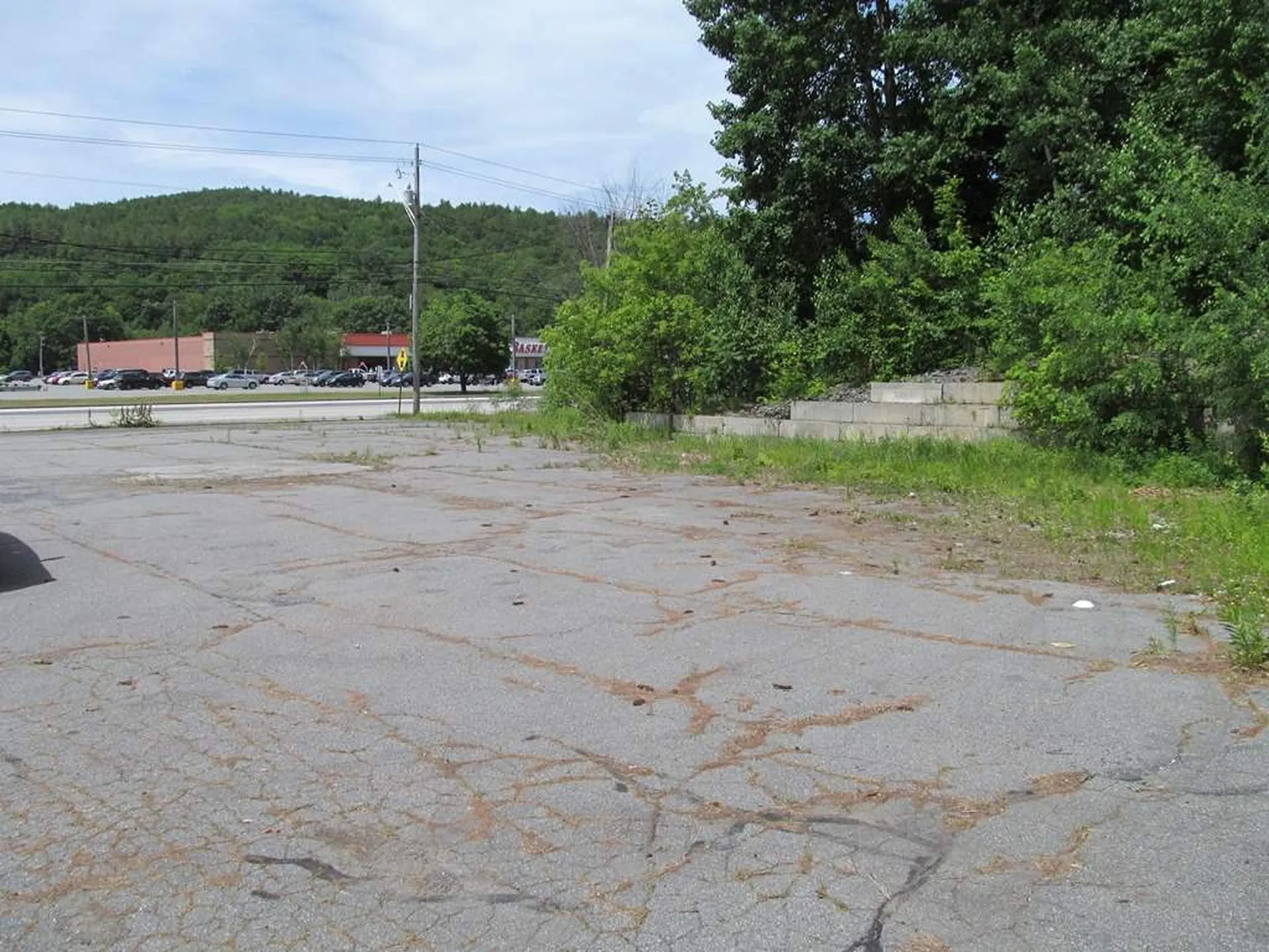 364 Washington Street Claremont NH 03743
