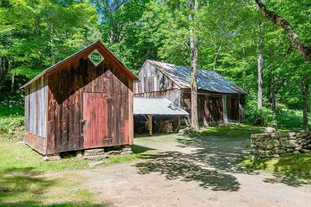 78 Parker Road Brookline VT 05345