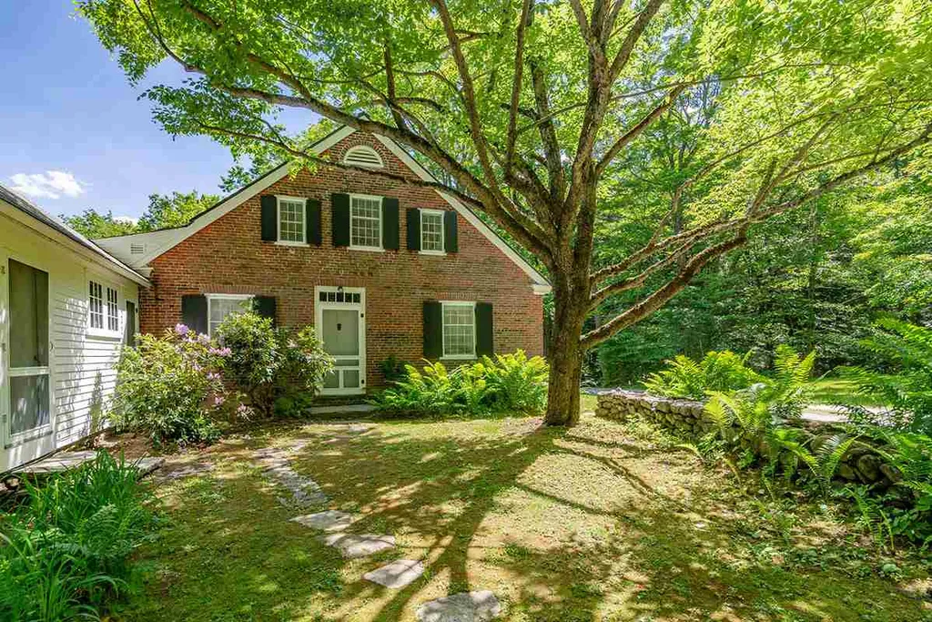 78 Parker Road Brookline VT 05345