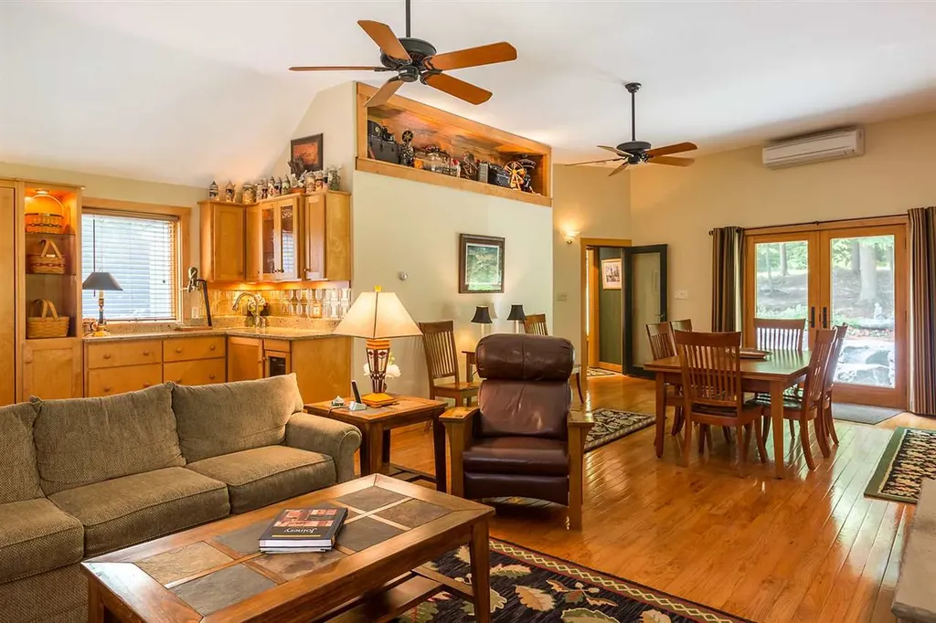282 Melendy Hill Road Londonderry VT 05155