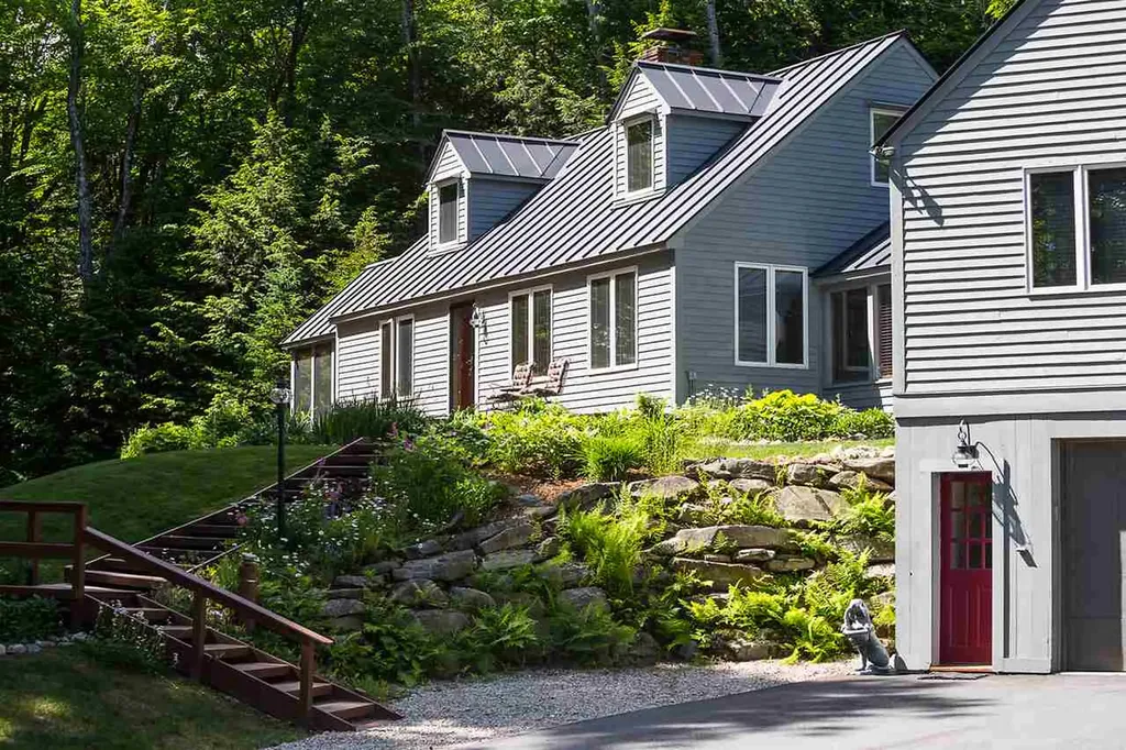 282 Melendy Hill Road Londonderry VT 05155