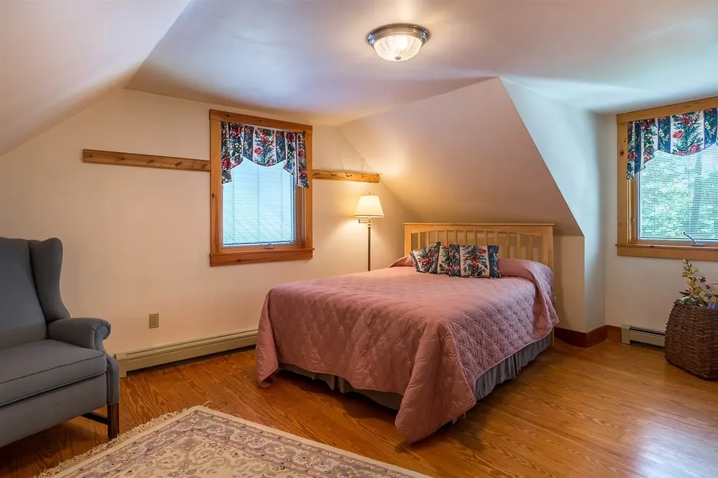 282 Melendy Hill Road Londonderry VT 05155