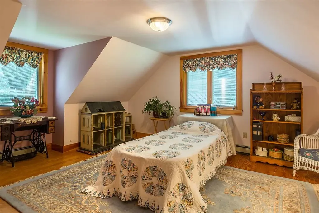 282 Melendy Hill Road Londonderry VT 05155