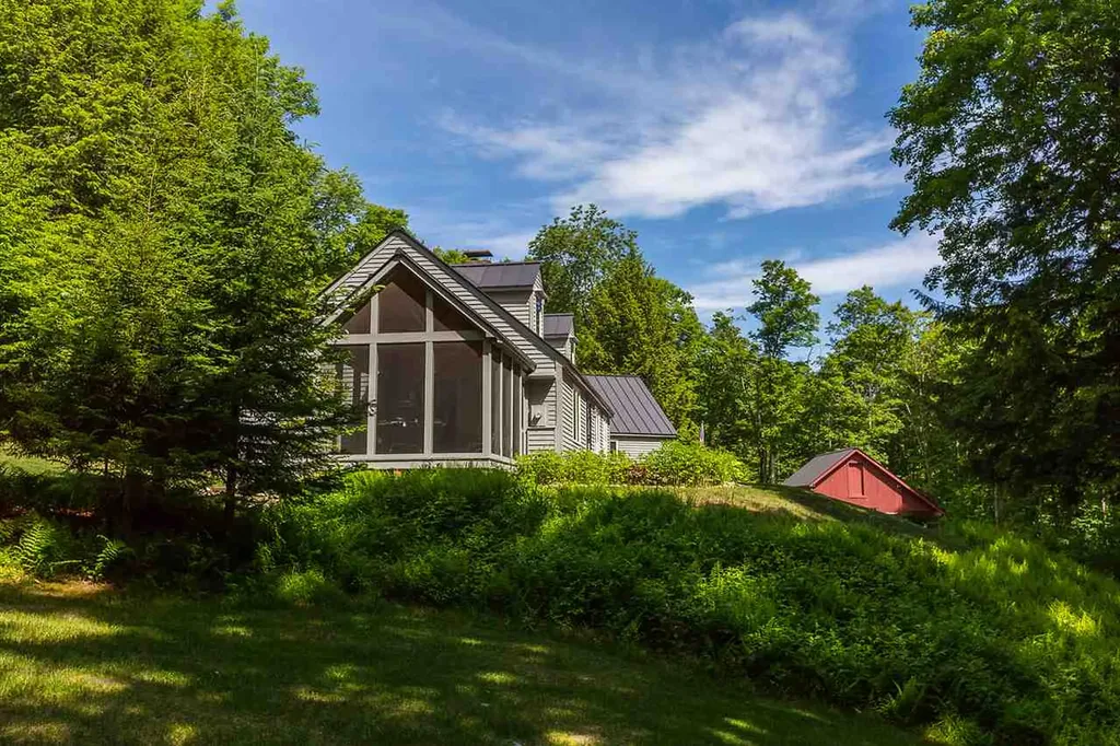 282 Melendy Hill Road Londonderry VT 05155