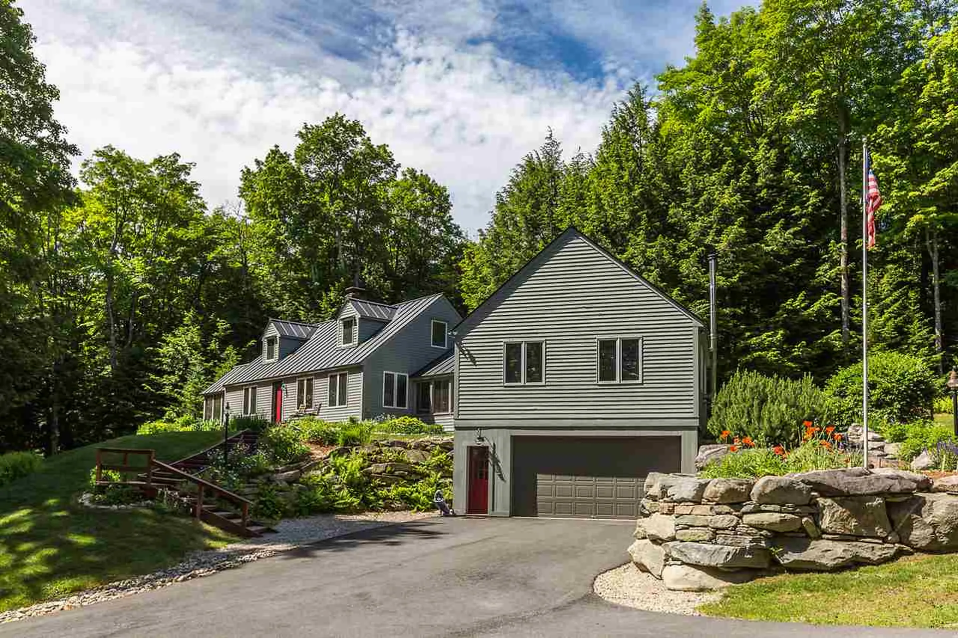 282 Melendy Hill Road Londonderry VT 05155