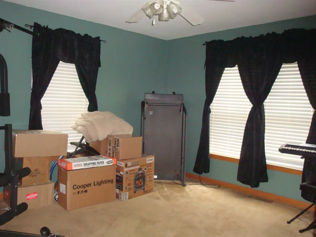 15 Yeaw Road Hinsdale NH 03451