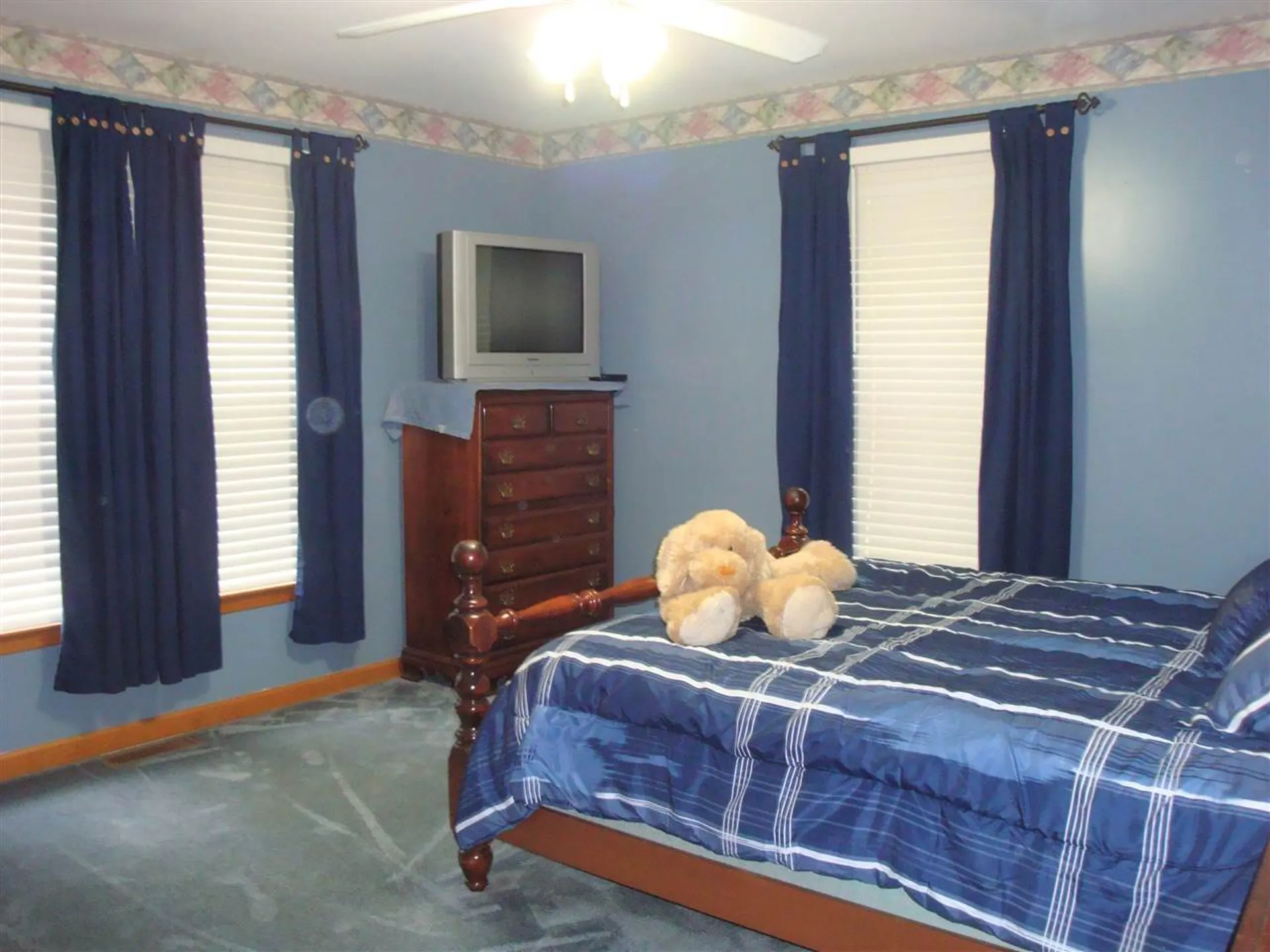 15 Yeaw Road Hinsdale NH 03451